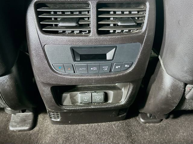 Used 2020 Acura MDX SH-AWD image 26