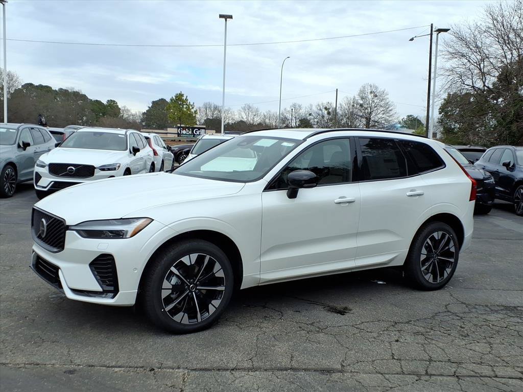 New 2026 Volvo XC60 B5 Plus w/ Protection Package Premier AWD/4WD image 10