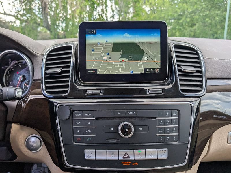 Used 2018 Mercedes-Benz GLS 450 4MATIC w/ Premium Package image 26