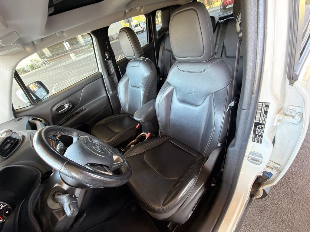 Used 2016 Jeep Renegade Limited AWD/4WD image 20