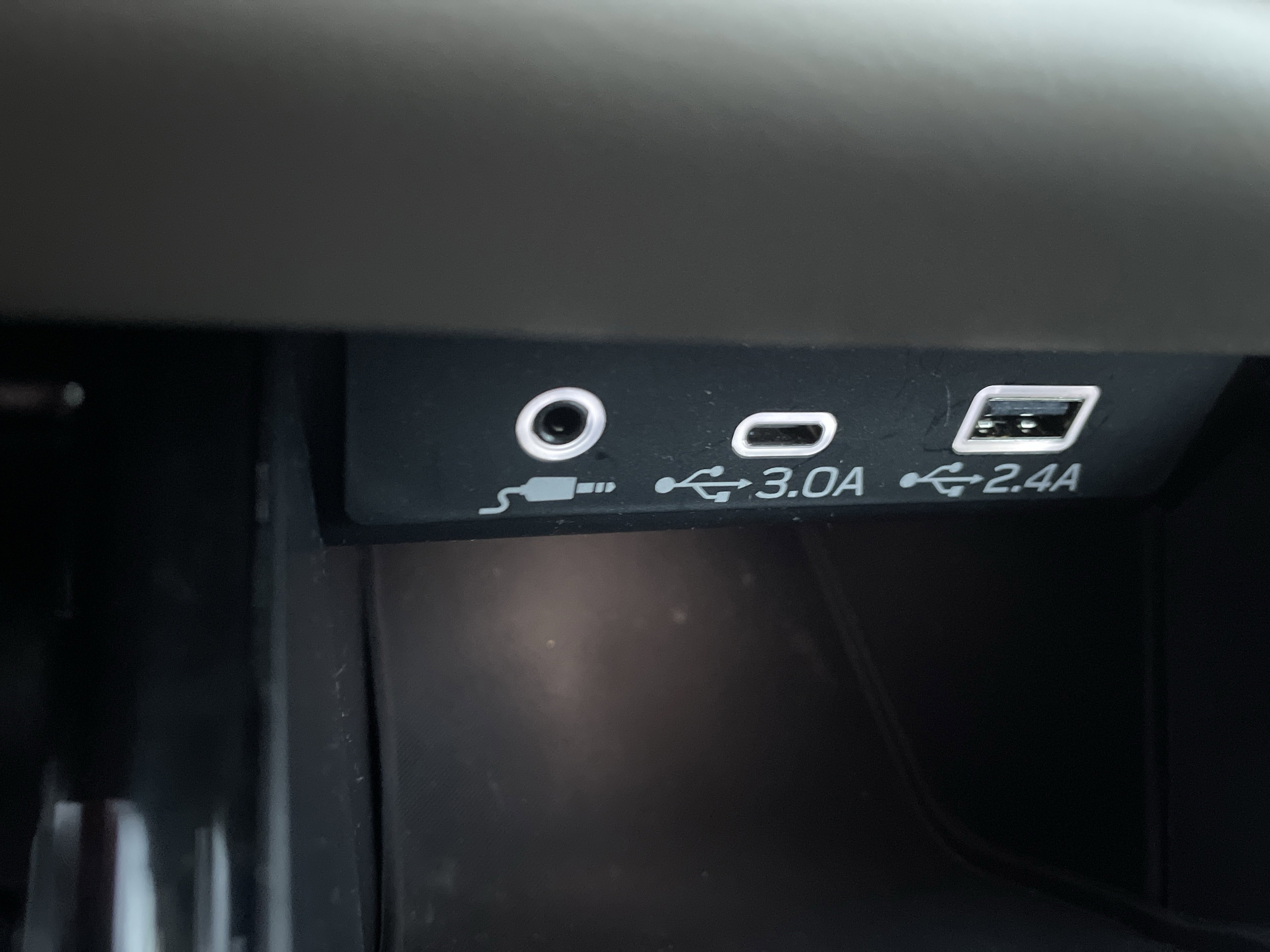 Certified 2025 Subaru Outback Premium image 31