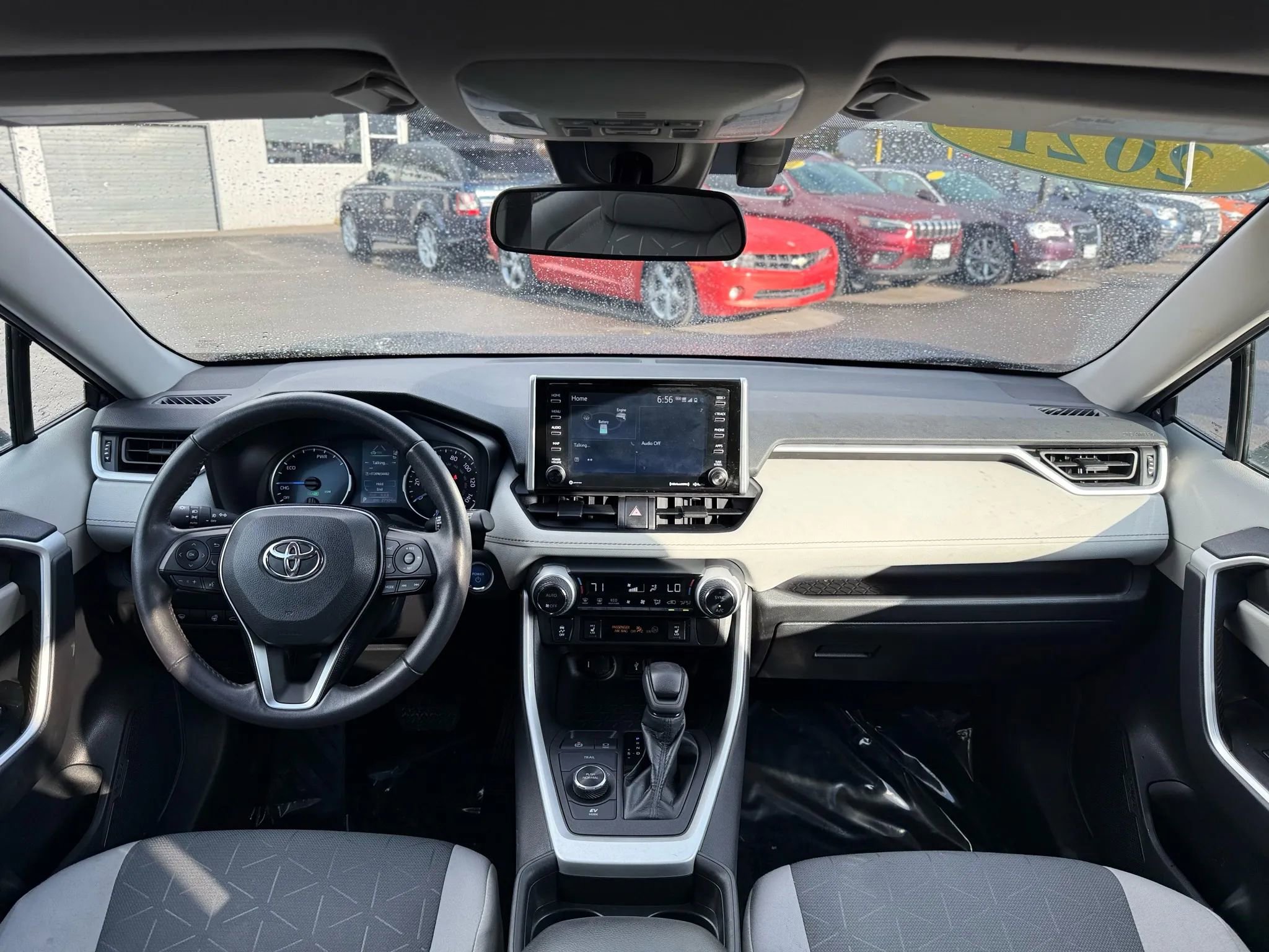 Used 2021 Toyota RAV4 XLE image 26