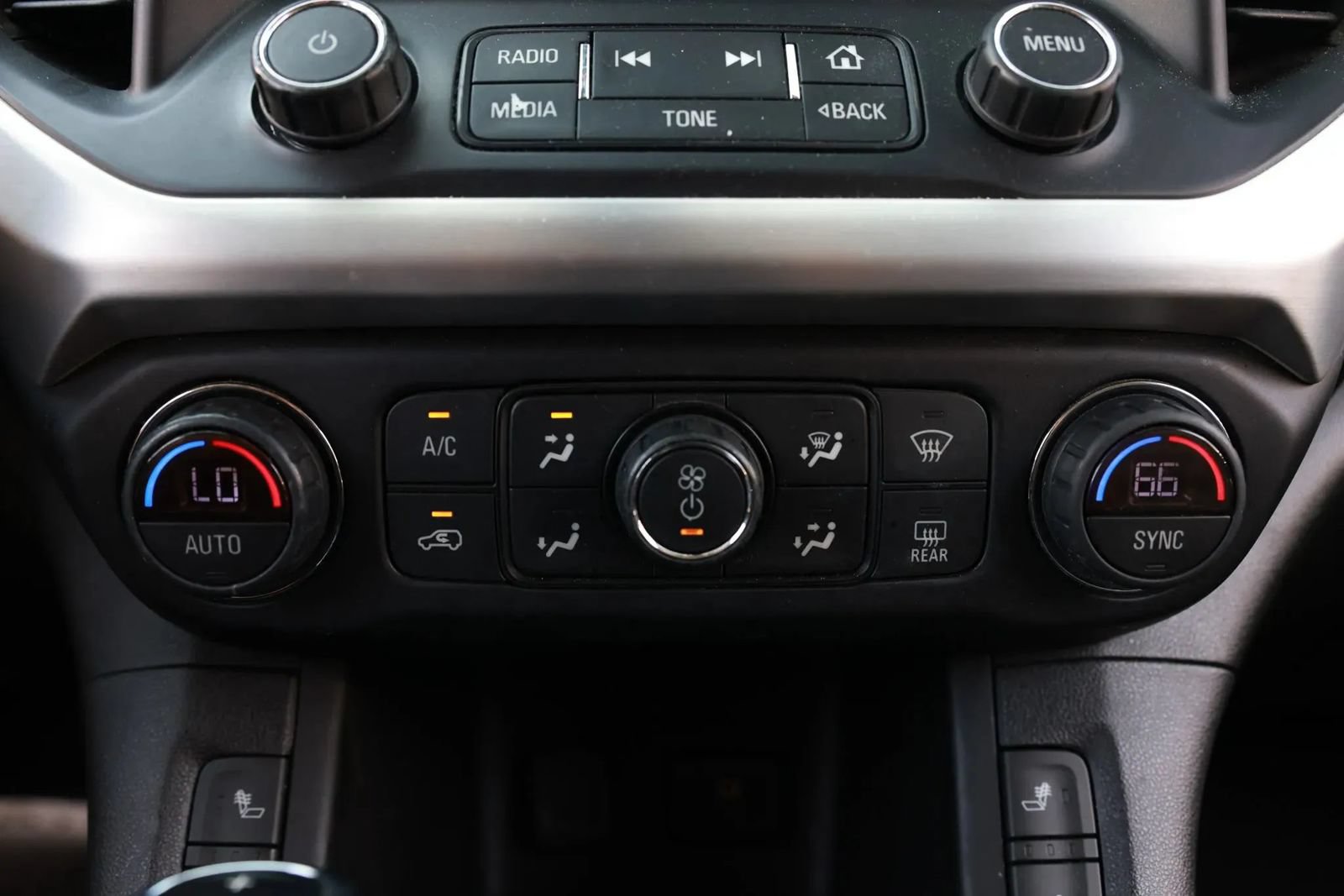 Used 2019 GMC Acadia SLT FWD image 37