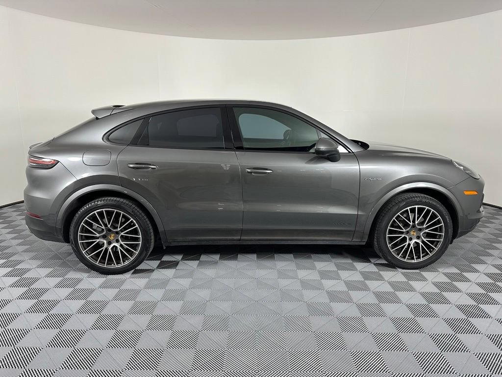 Certified 2023 Porsche Cayenne Coupe AWD/4WD image 11