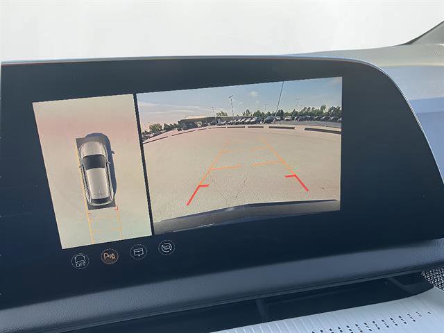 Certified 2025 Cadillac Optiq Luxury 2 AWD/4WD image 15