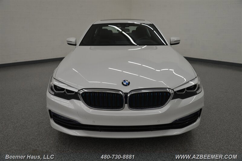 Used 2018 BMW 530e iPerformance image 5
