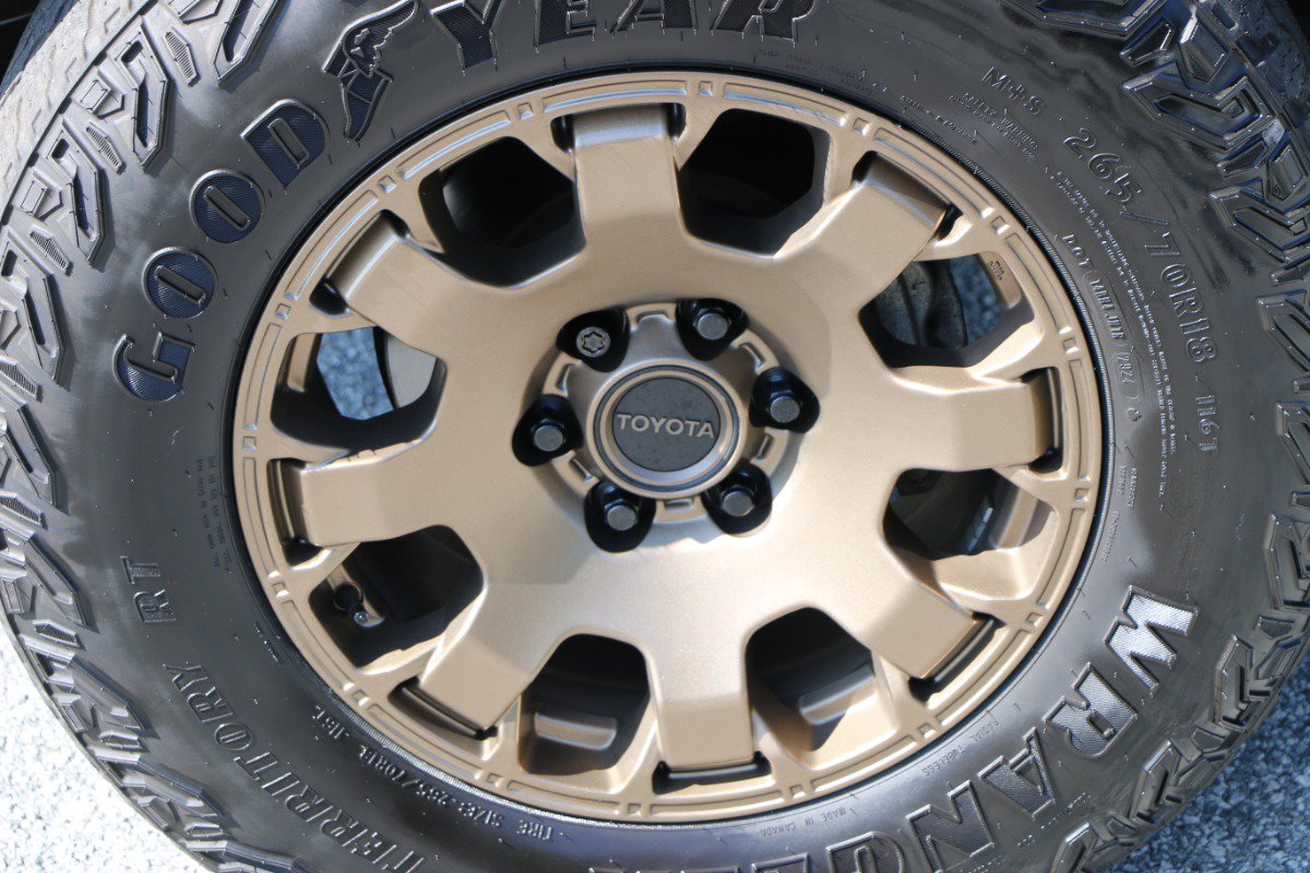 Used 2024 Toyota Tacoma 4x4 Double Cab Hybrid image 18