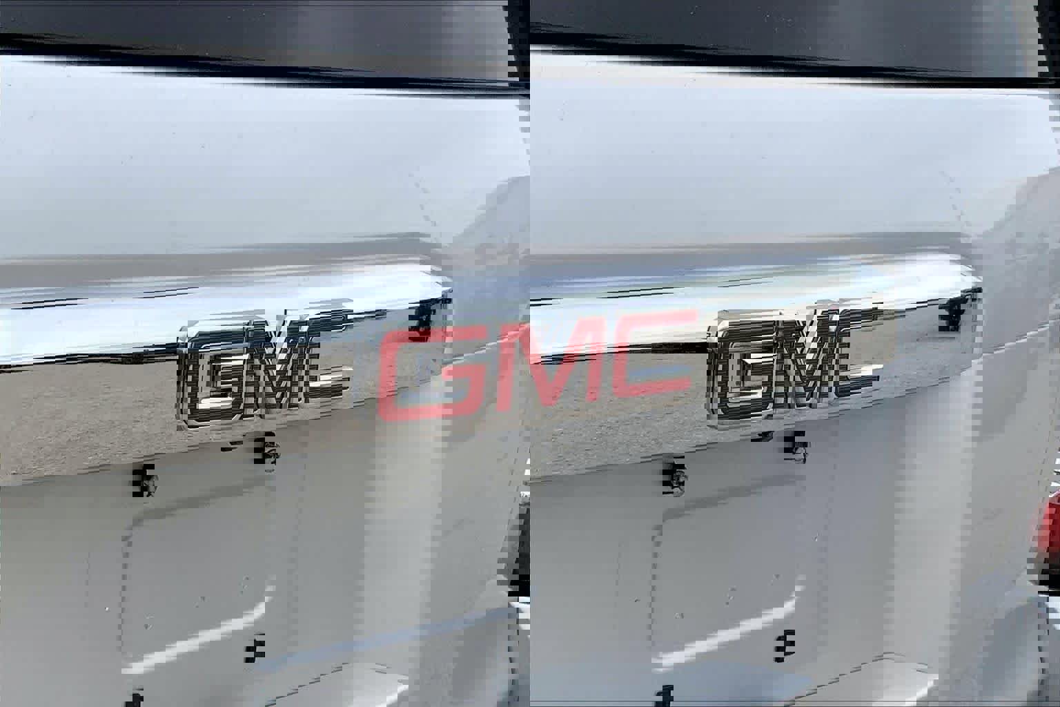 Used 2016 GMC Yukon XL Denali w/ Open Road Package image 28