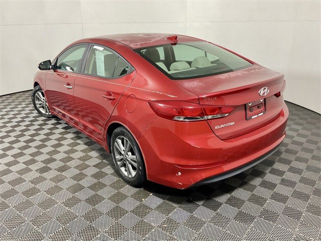Used 2017 Hyundai Elantra SE image 6