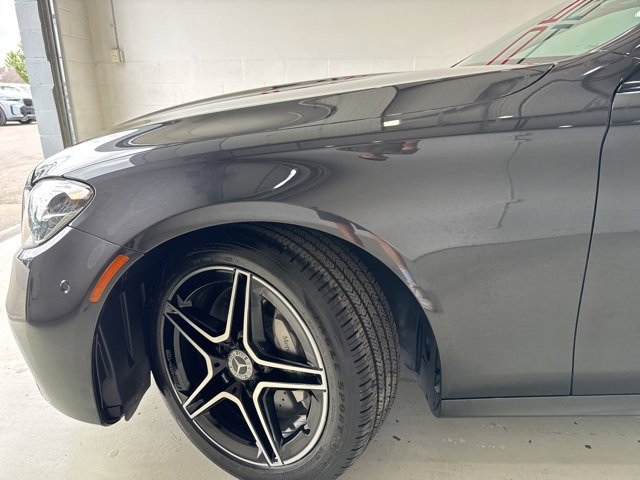 Used 2022 Mercedes-Benz E 350 4MATIC Sedan w/ AMG Line Exterior image 11