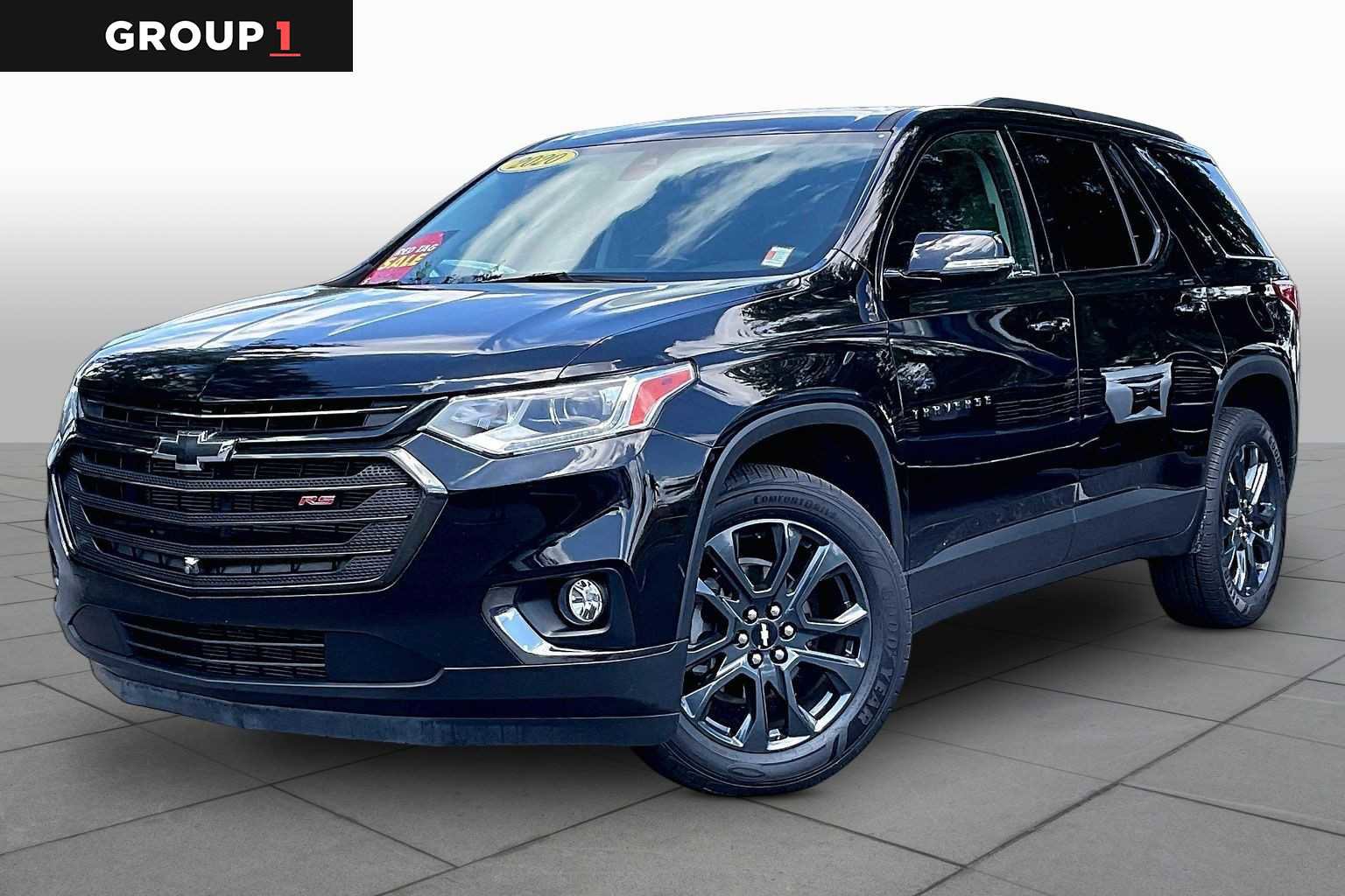 Used 2020 Chevrolet Traverse RS FWD image 1