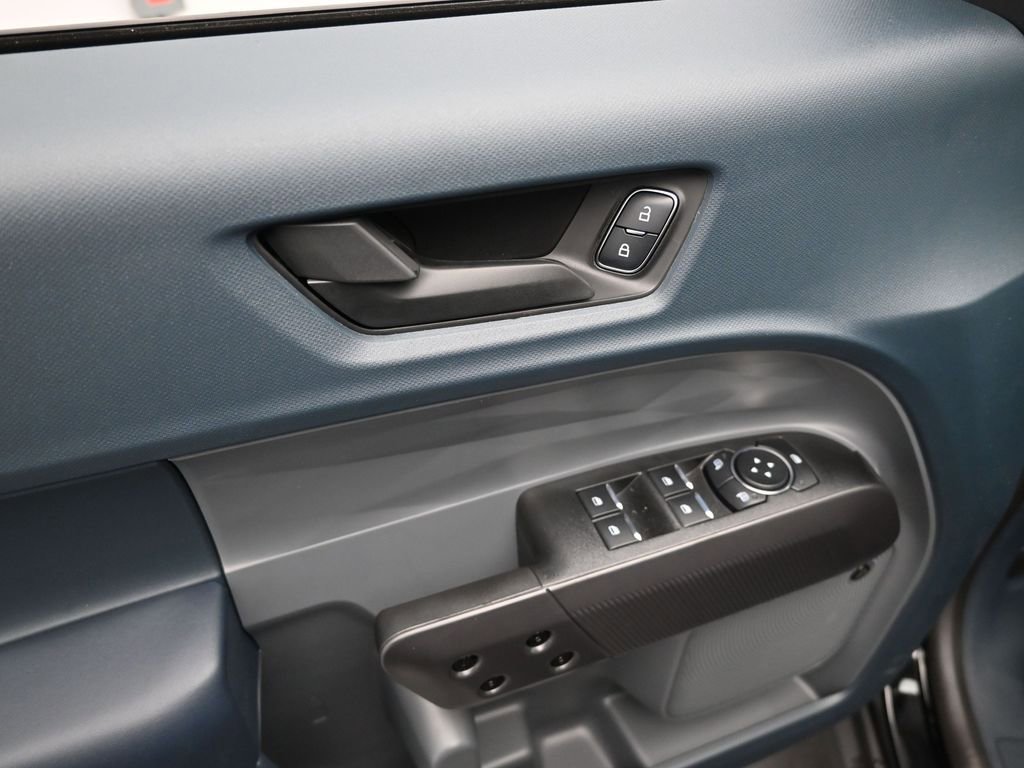 New 2026 Ford Maverick Lariat w/ Black Appearance Package image 10