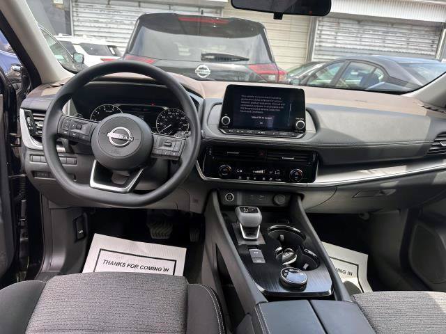 Certified 2022 Nissan Rogue SV AWD/4WD image 15