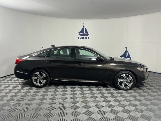 Used 2018 Honda Accord EX-L image 6
