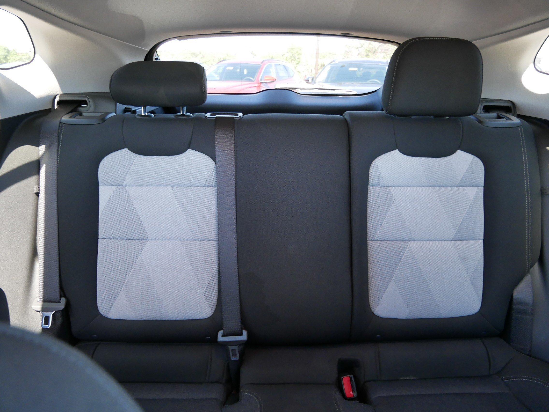Used 2025 Chevrolet Trax LS w/ LS Convenience Package FWD image 13