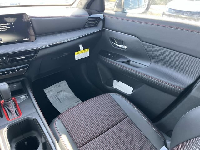 New 2026 Nissan Kicks SR w/ SR Premium Package FWD image 13