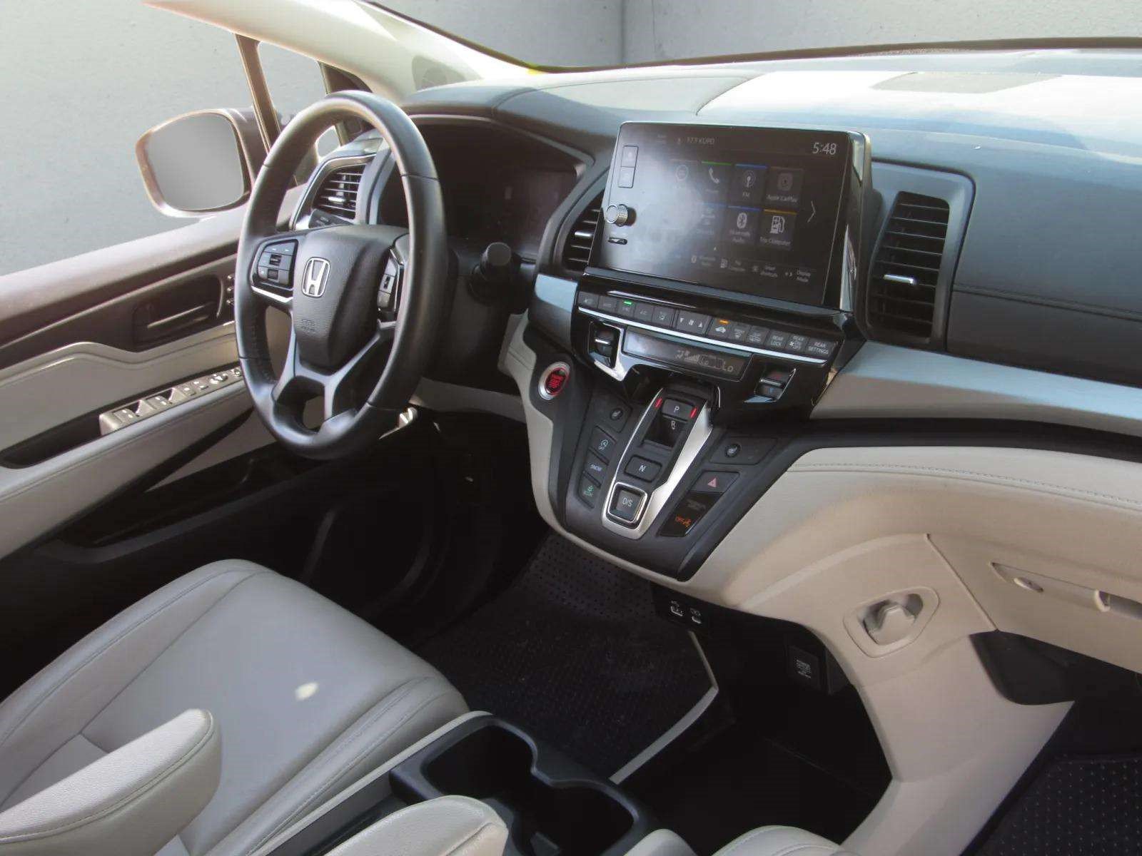 Certified 2025 Honda Odyssey EX-L image 10