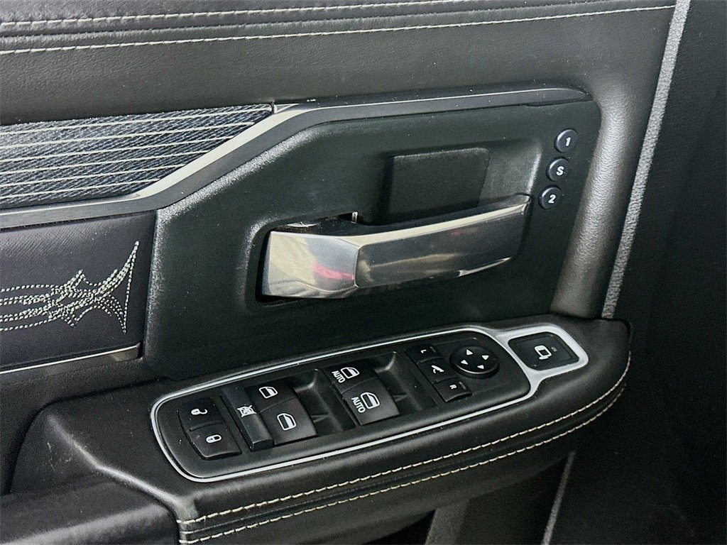 Used 2020 RAM 3500 Limited image 28