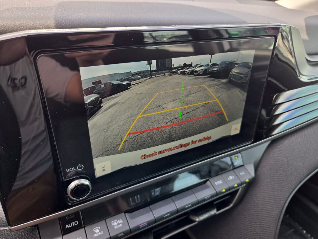 Used 2025 Toyota Camry LE FWD image 35
