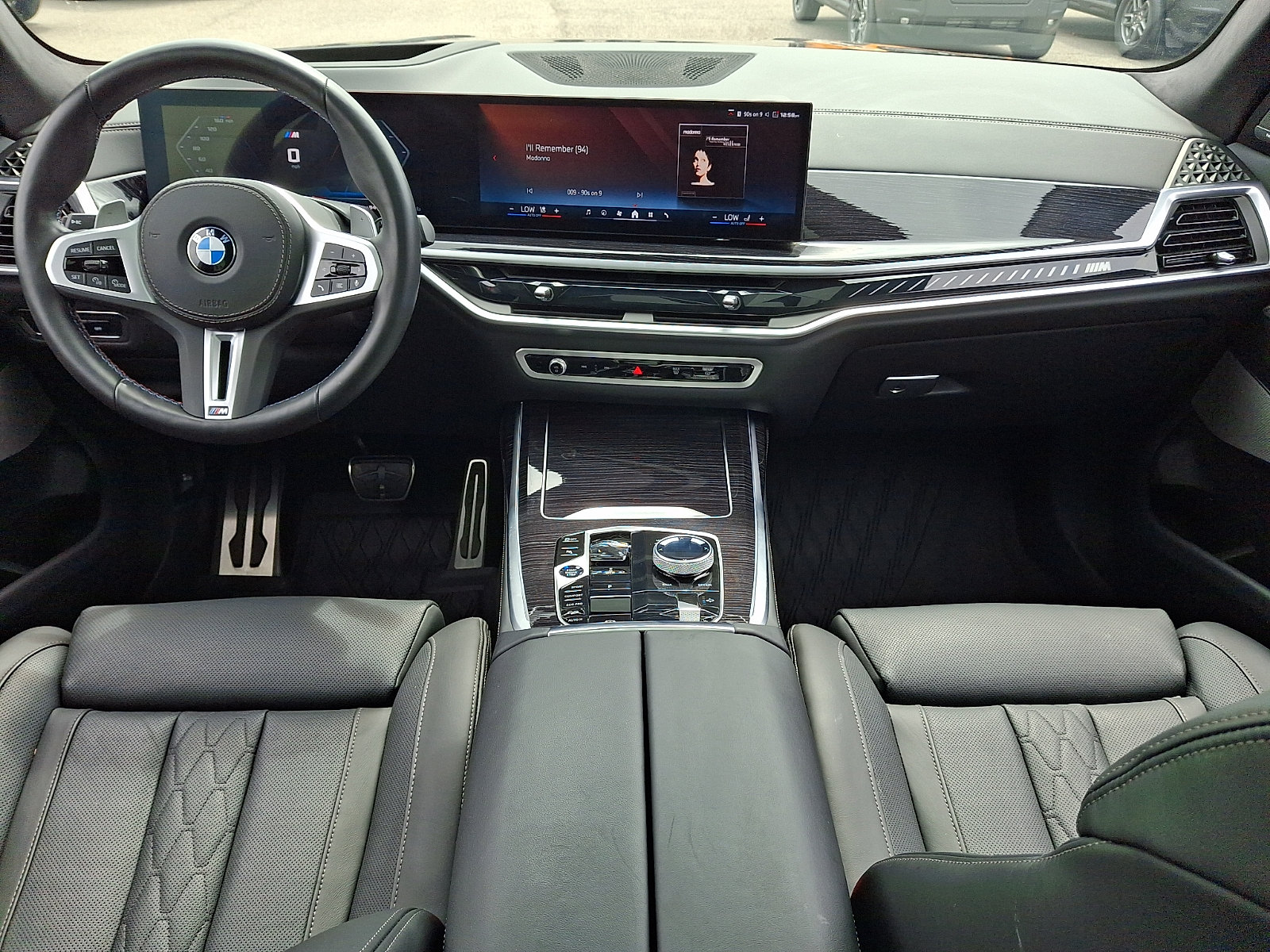 Used 2025 BMW X7 M60i w/ Executive Package AWD/4WD image 14