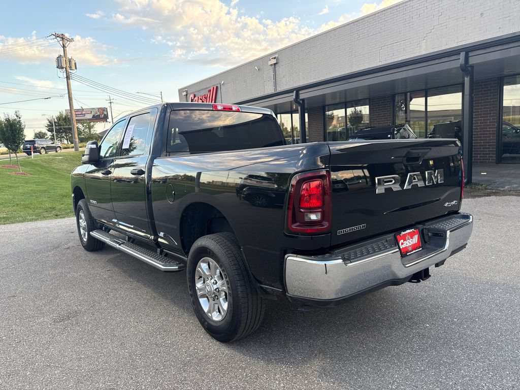 Used 2026 RAM 2500 Big Horn AWD/4WD image 2