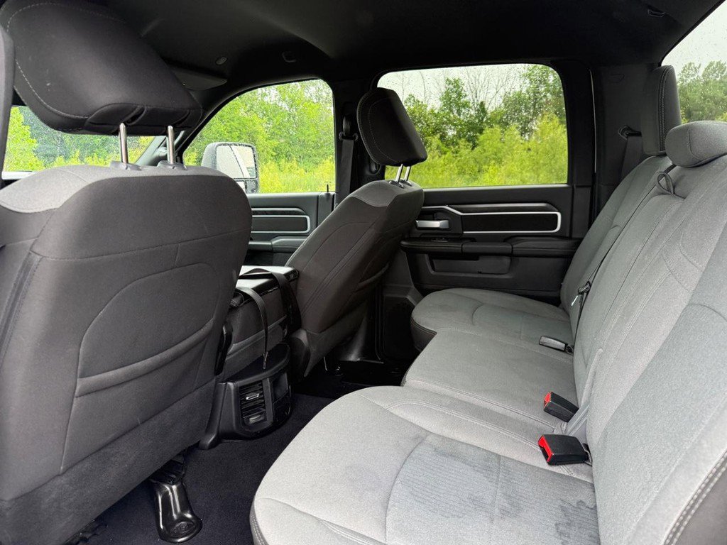 Used 2024 RAM 2500 Big Horn AWD/4WD image 11