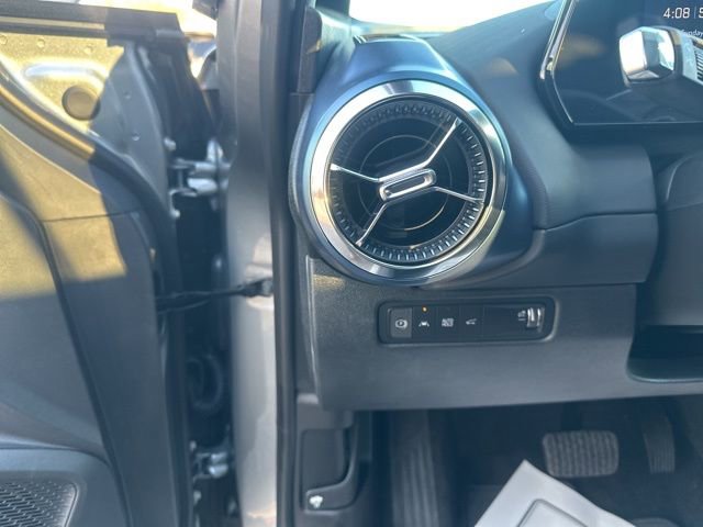 New 2026 Chevrolet Equinox EV LT image 18