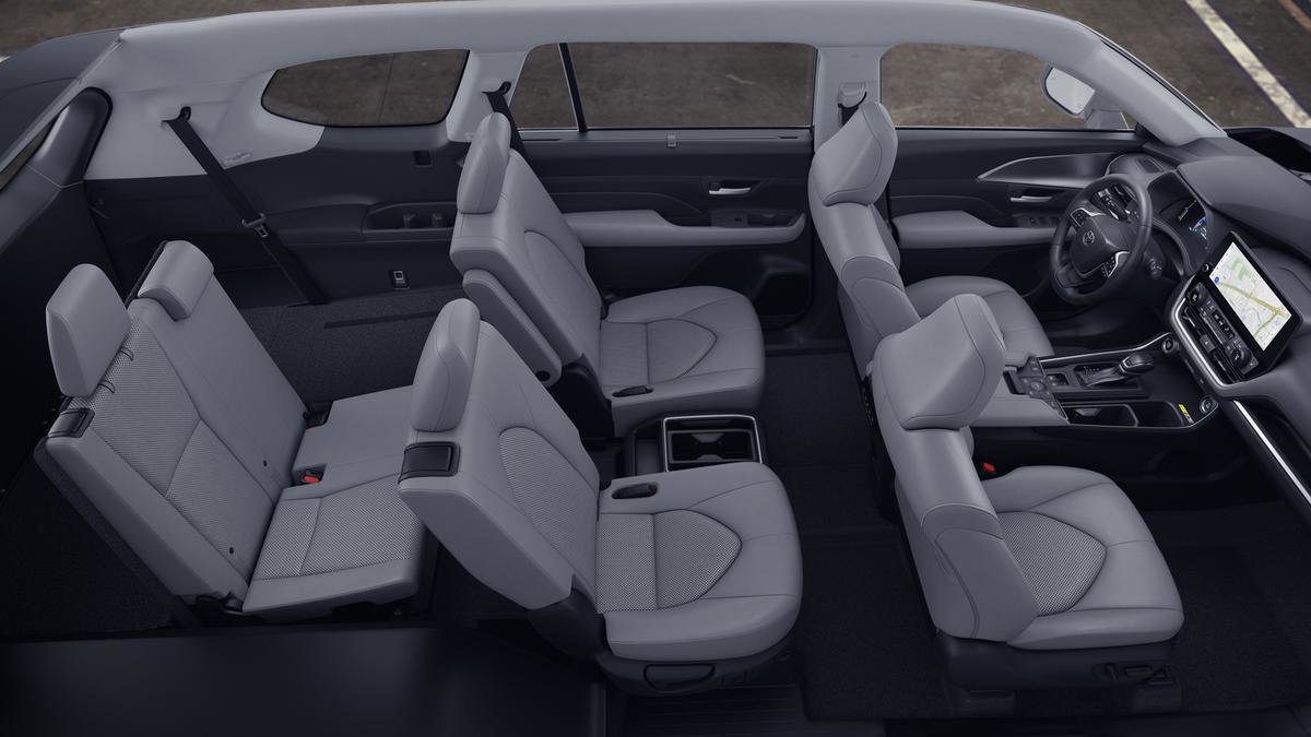 New 2026 Toyota Grand Highlander Platinum image 50