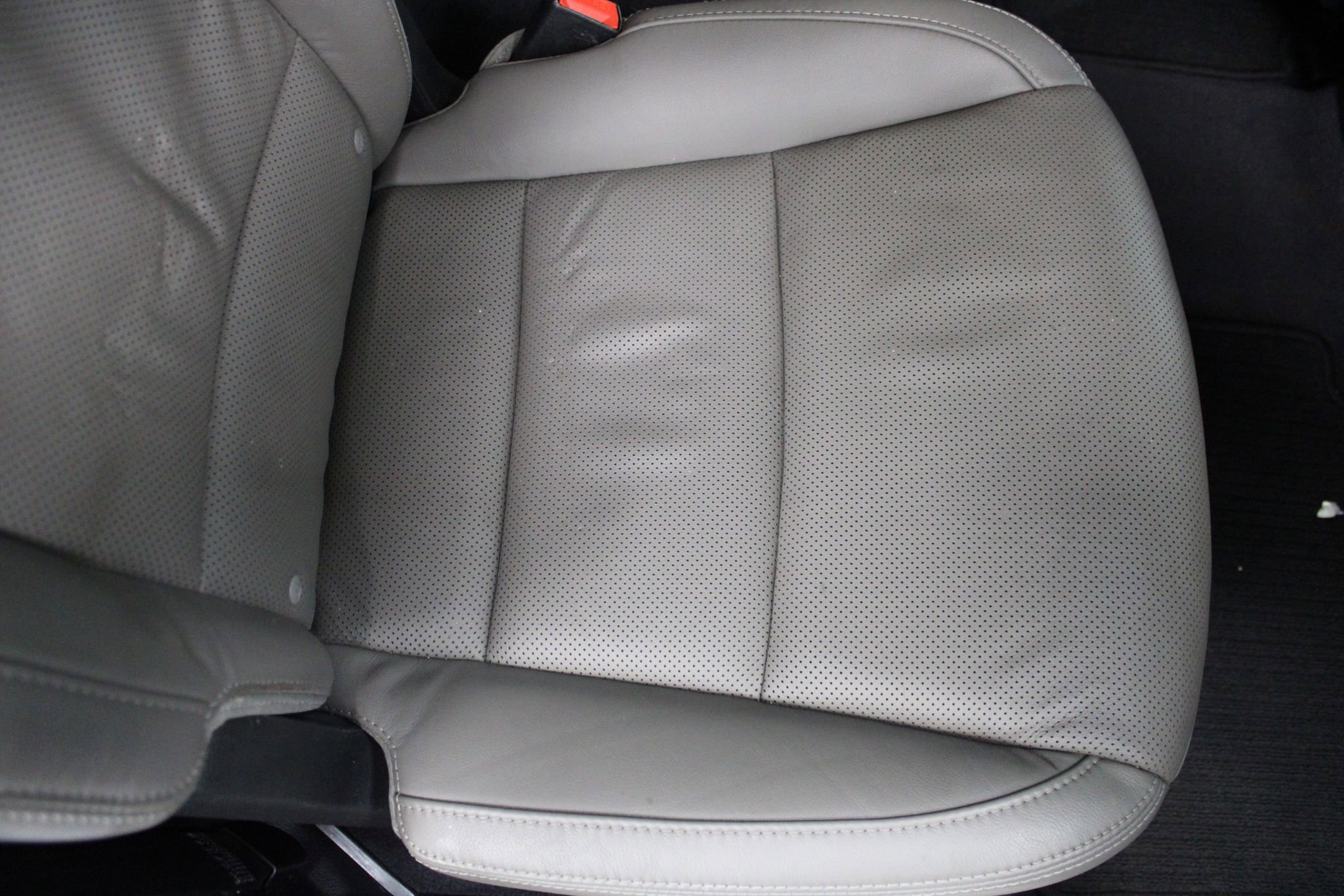 Used 2015 Hyundai Santa Fe Limited AWD/4WD image 27