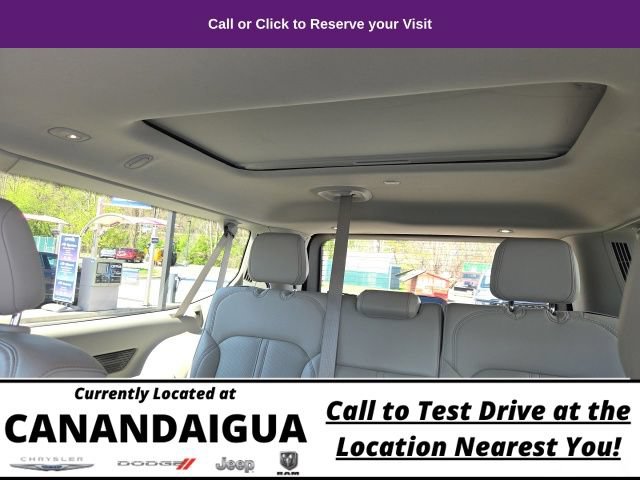 Used 2023 Jeep Grand Wagoneer L 4WD image 13