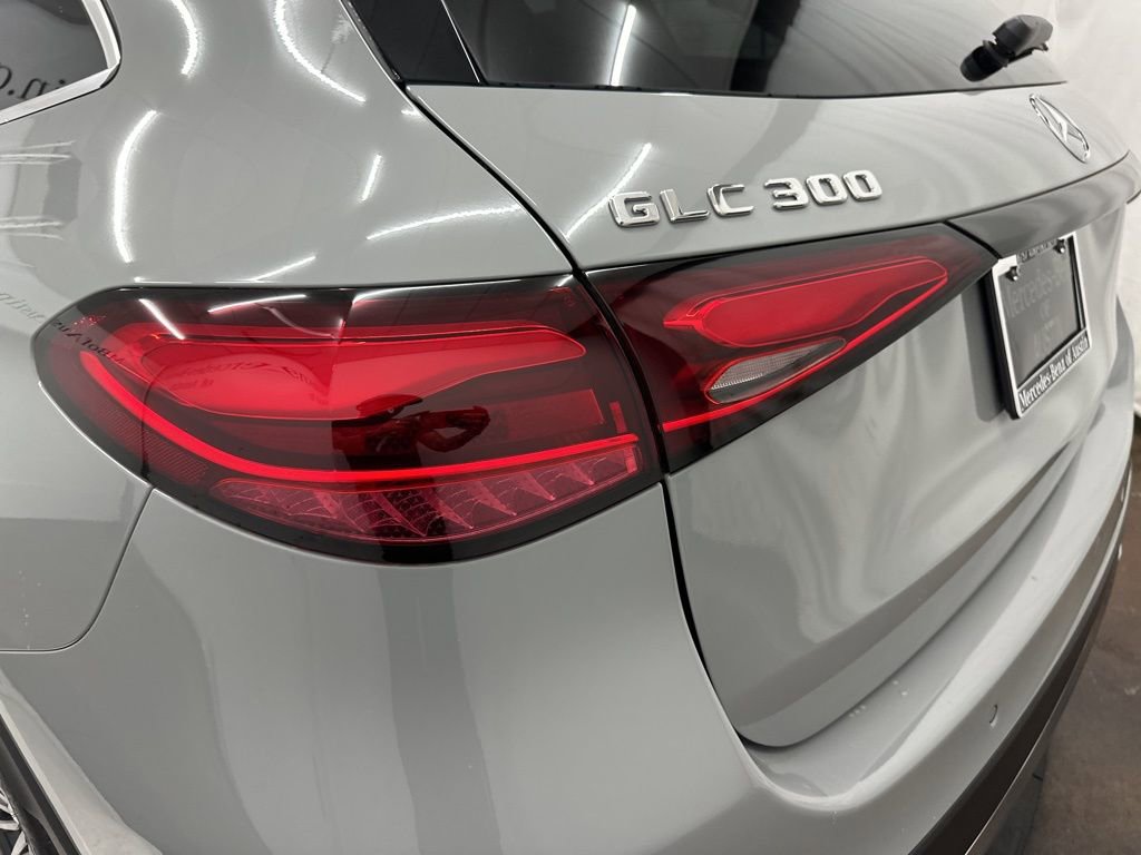 New 2026 Mercedes-Benz GLC 300 4MATIC image 26