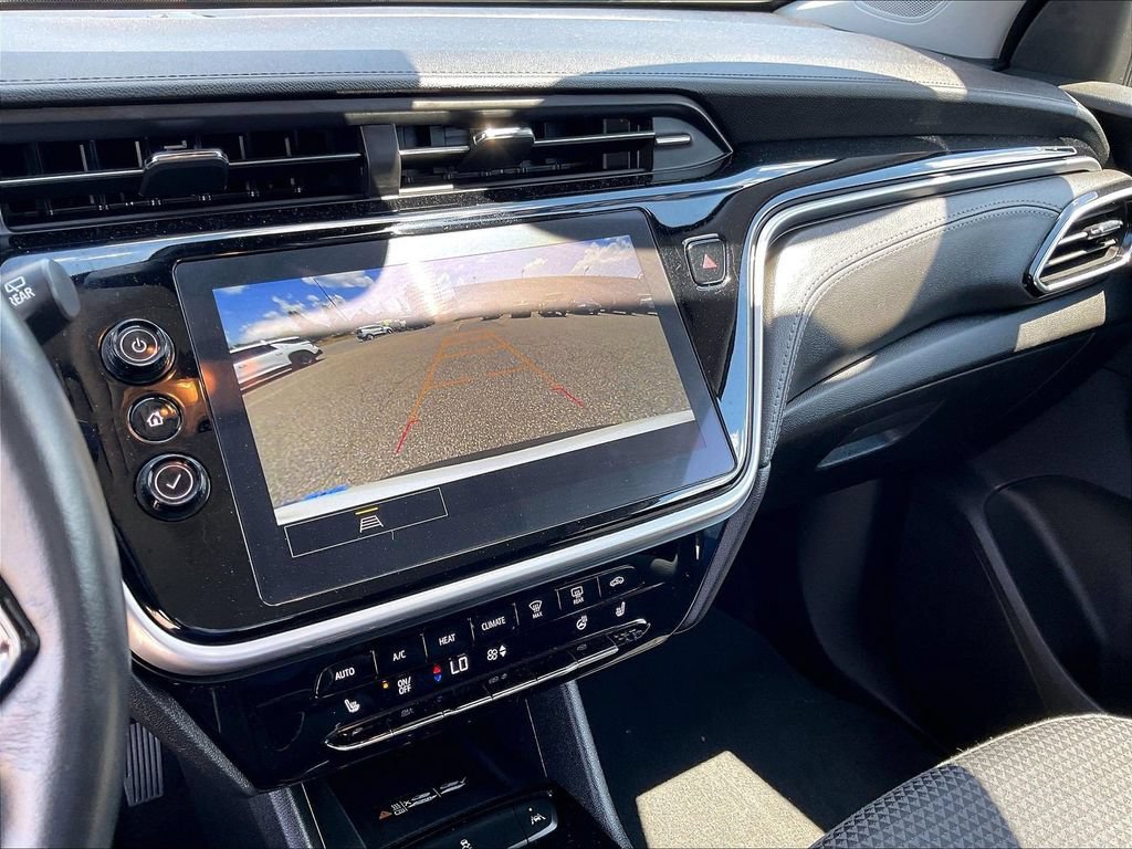 Used 2023 Chevrolet Bolt EUV LT w/ Comfort Package FWD image 19