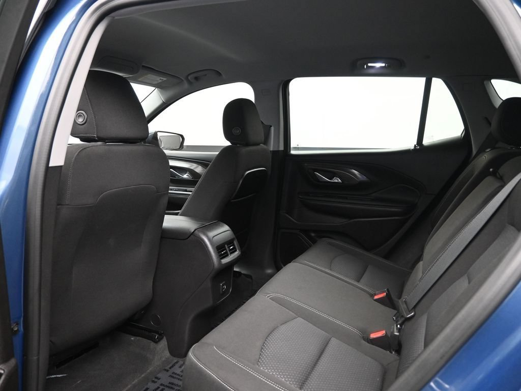Used 2024 GMC Terrain SLE AWD/4WD image 27