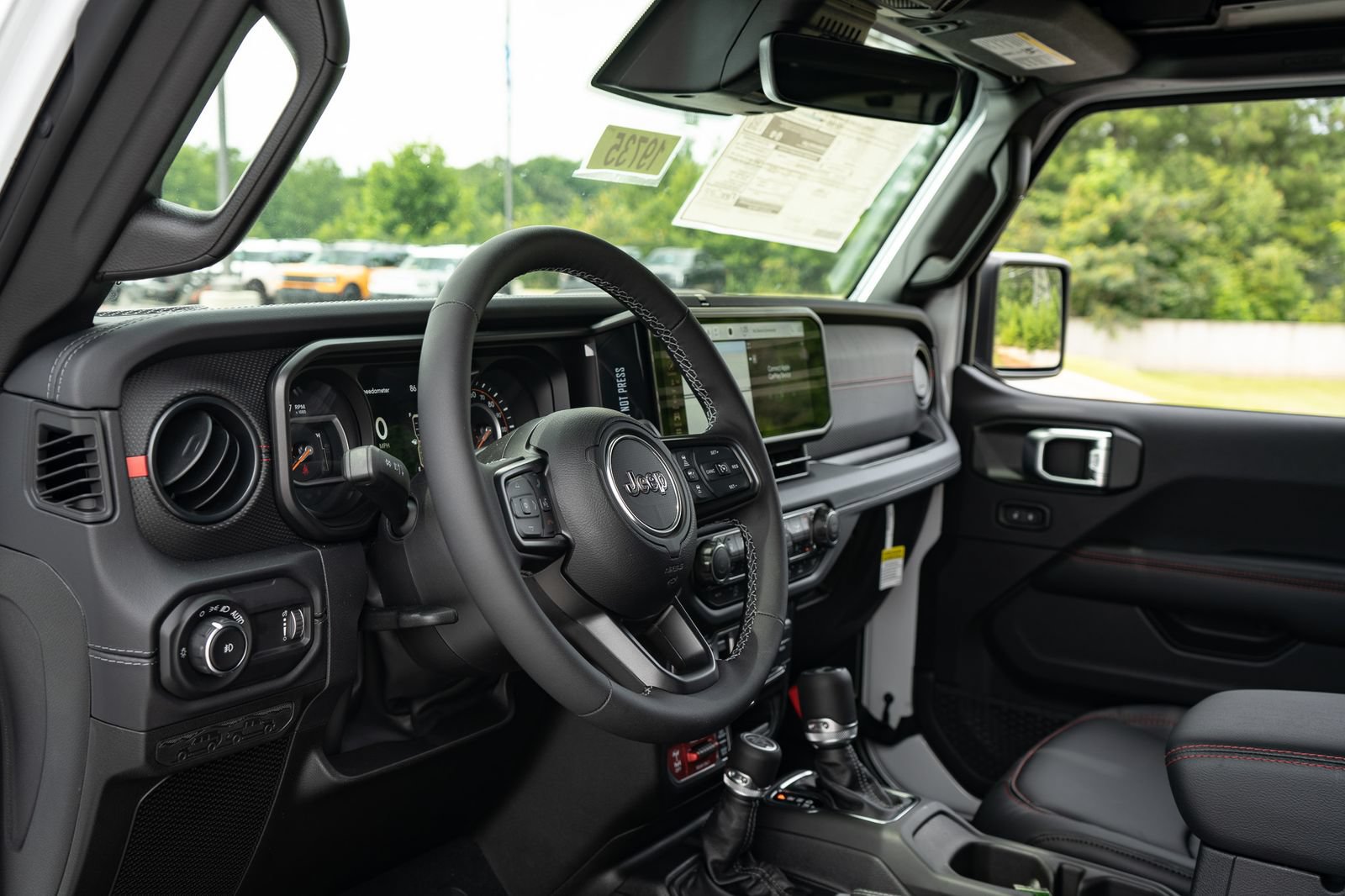 New 2026 Jeep Wrangler Unlimited Rubicon AWD/4WD image 27