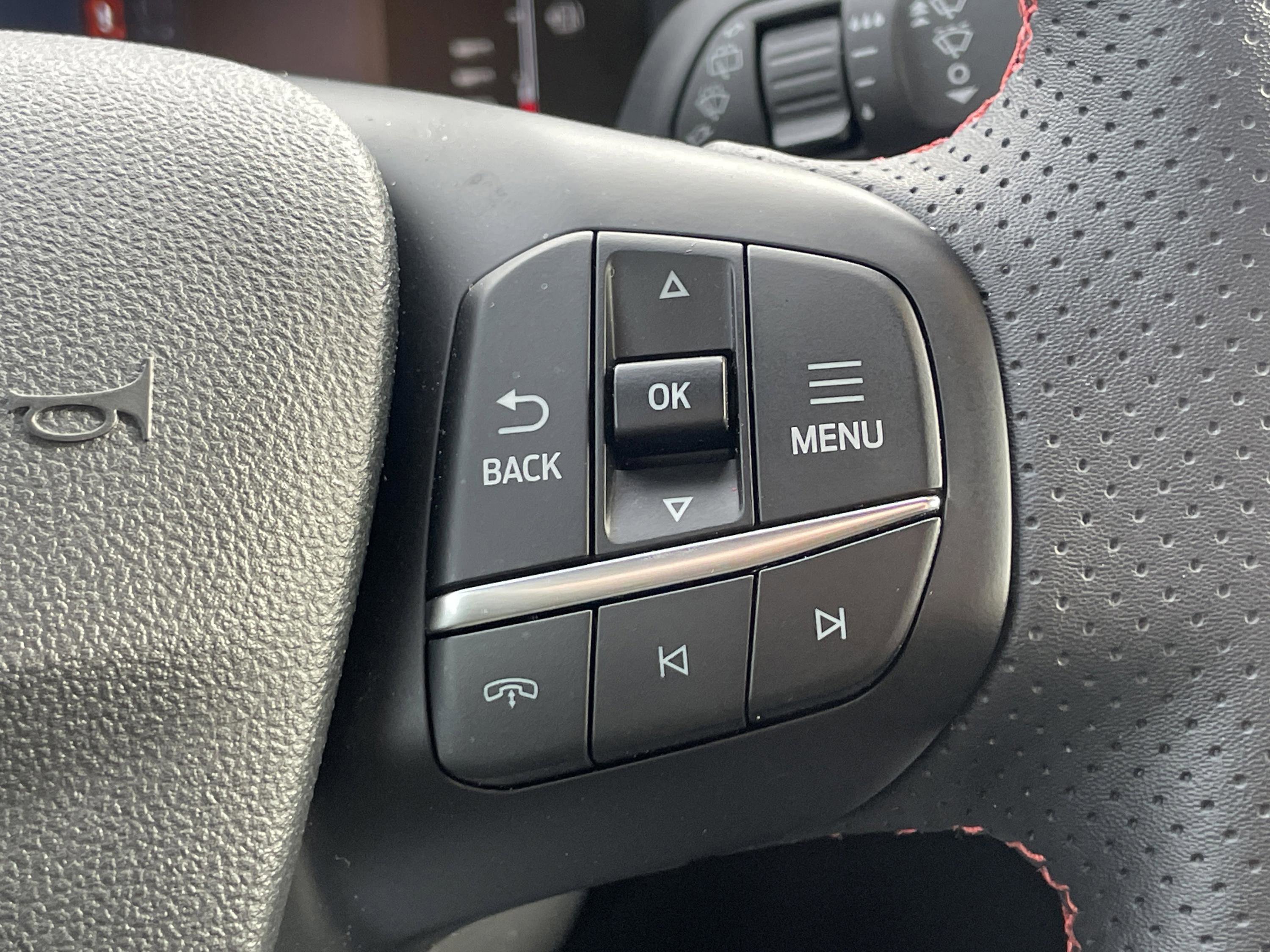 Used 2024 Ford Escape ST-Line w/ Tech Pack #1 image 22