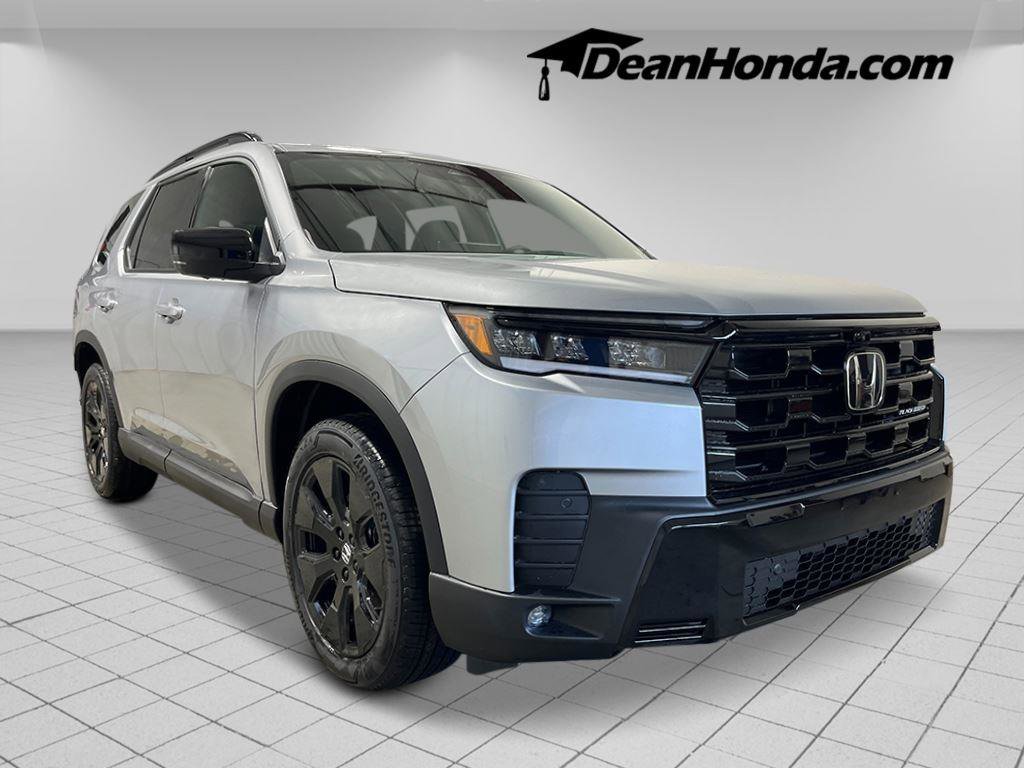 New 2026 Honda Pilot Black Edition image 9