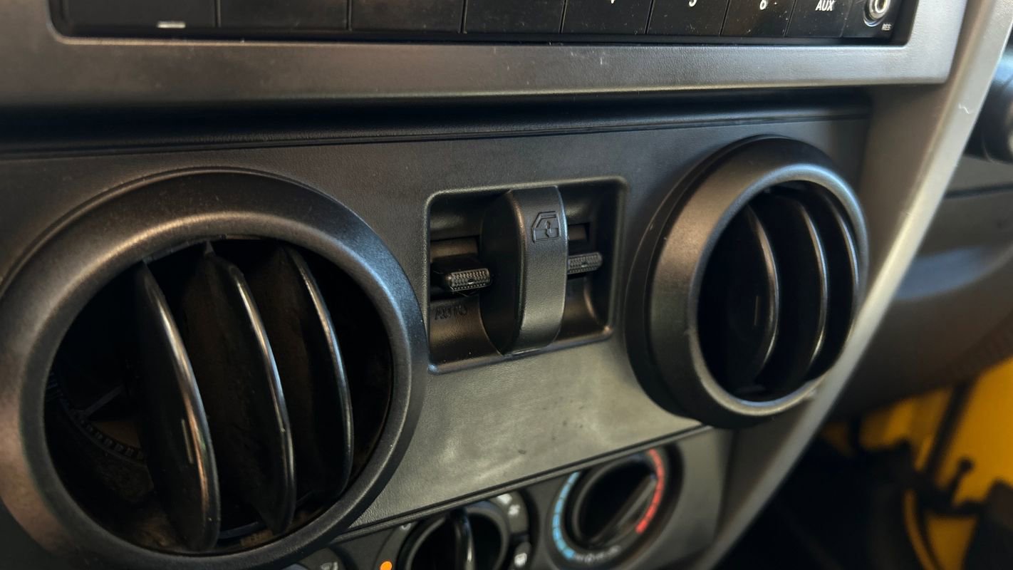 Used 2008 Jeep Wrangler X AWD/4WD image 27
