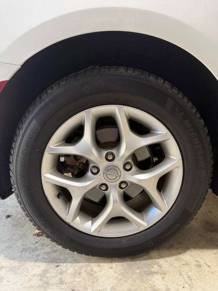 Used 2020 Chrysler Pacifica Limited image 19