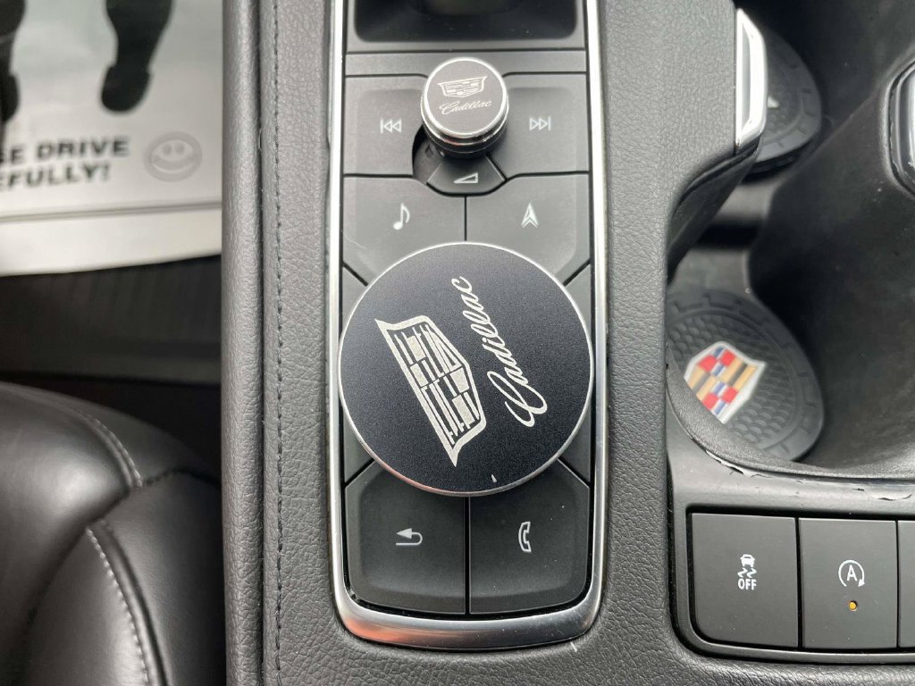 Used 2019 Cadillac XT4 Premium Luxury w/ Technology Package AWD/4WD image 24