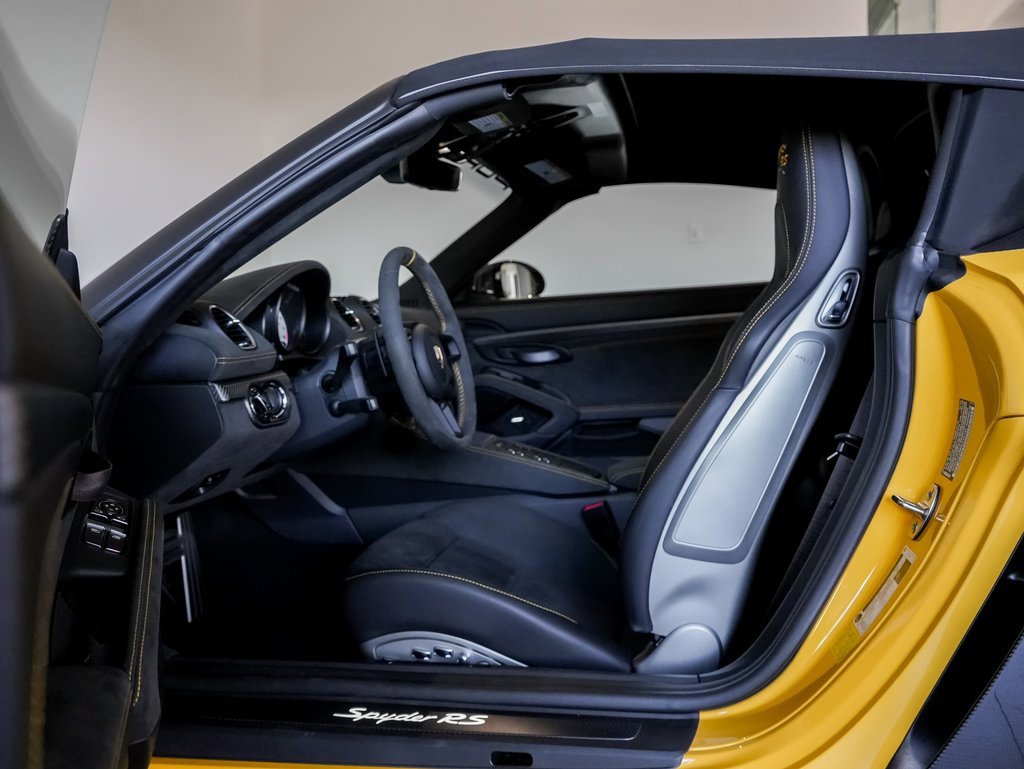 Certified 2024 Porsche 718 Boxster Spyder RS image 5