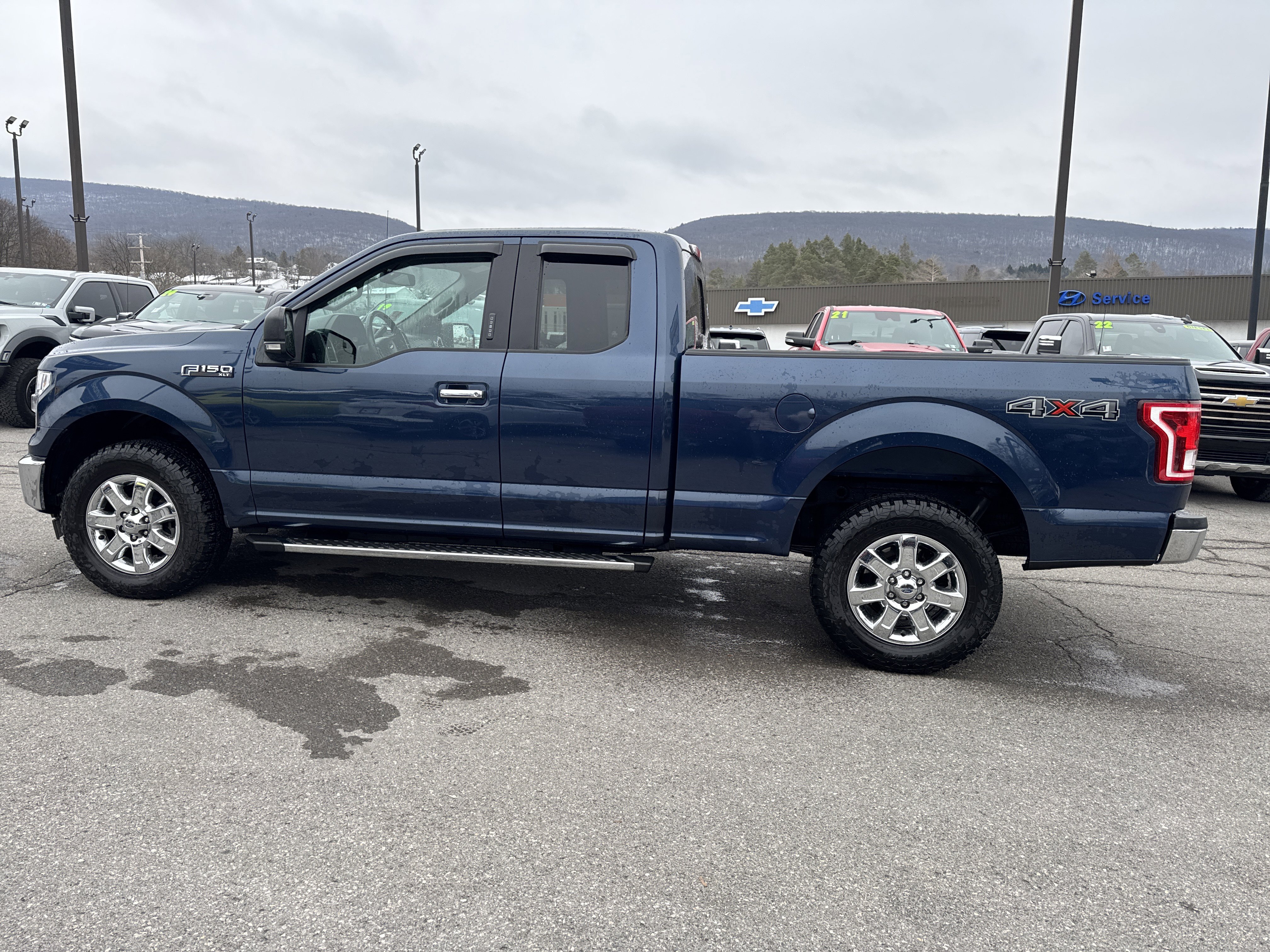 Used 2017 Ford F150 Lariat image 6