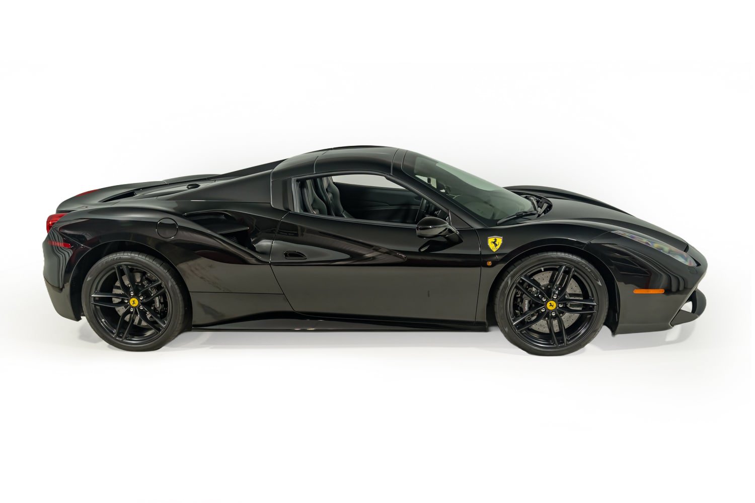 Certified 2018 Ferrari 488 Spider RWD image 10