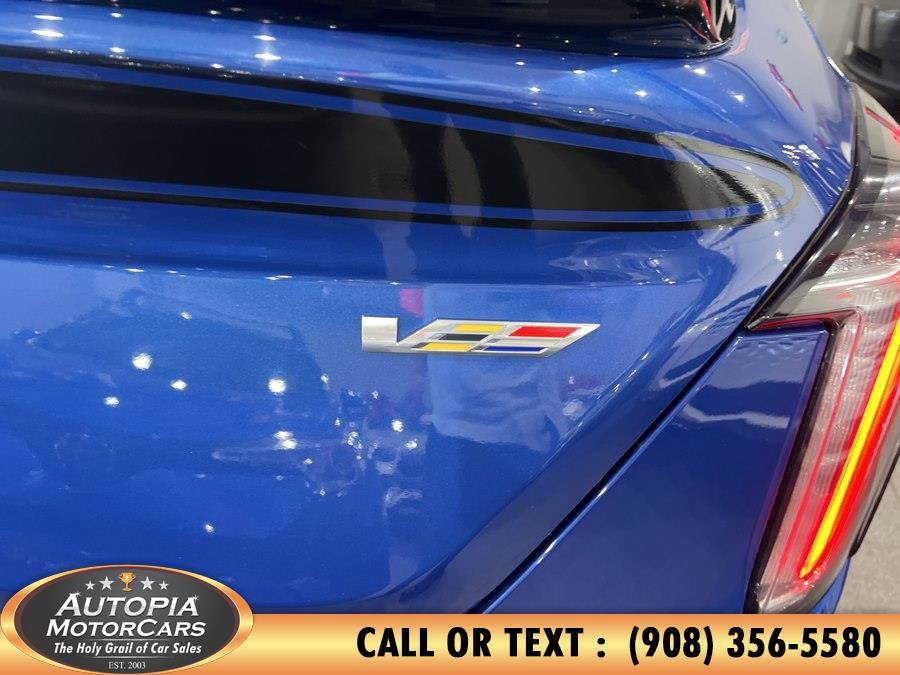 Used 2022 Cadillac CT4 V RWD image 49