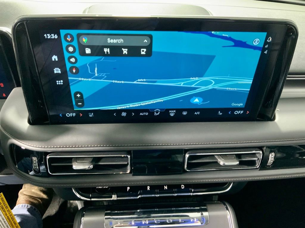 New 2026 Lincoln Aviator AWD image 4