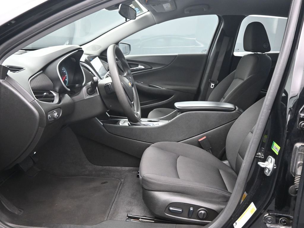 Used 2024 Chevrolet Malibu LT image 20