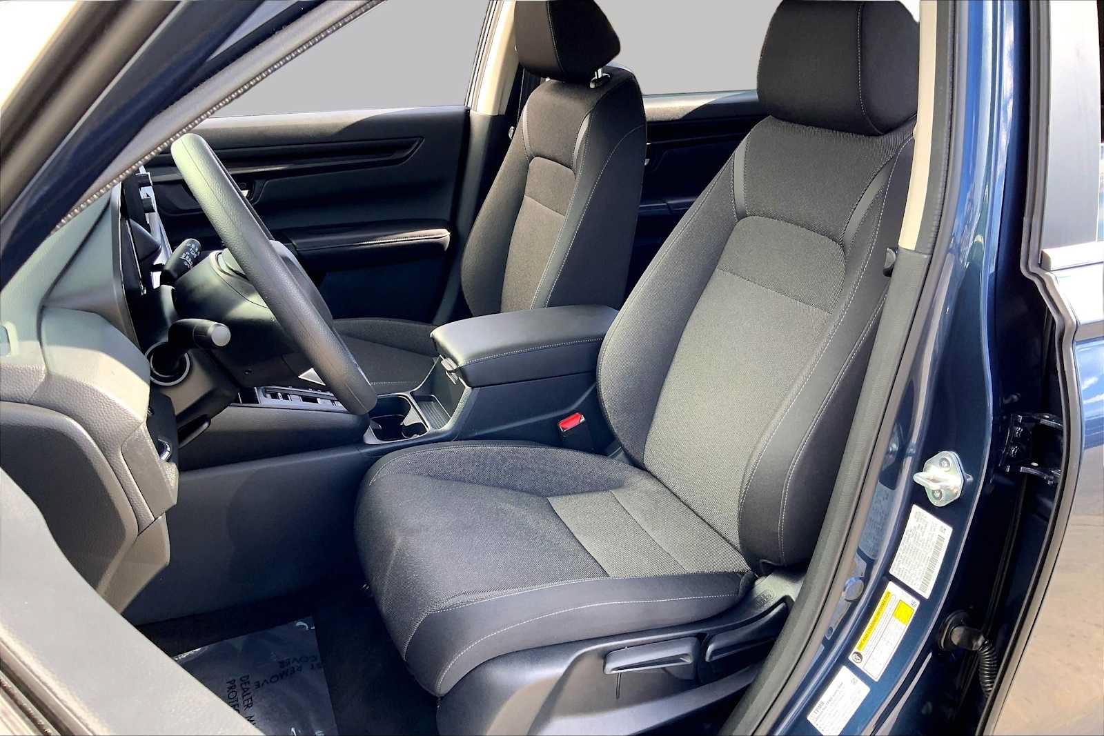 Used 2025 Honda CR-V LX image 8