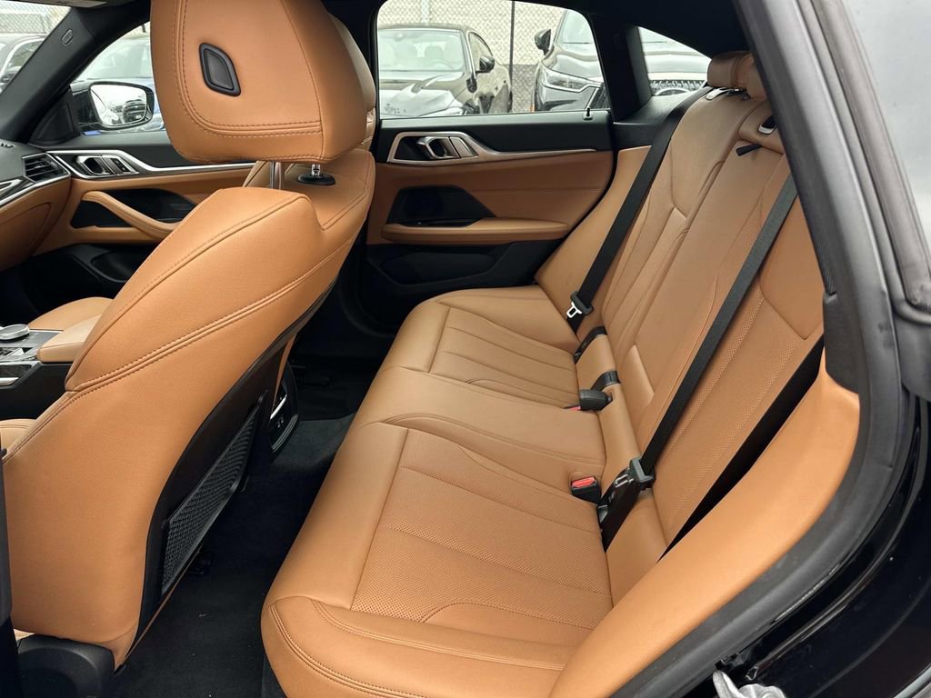 Used 2023 BMW i4 eDrive35 image 30