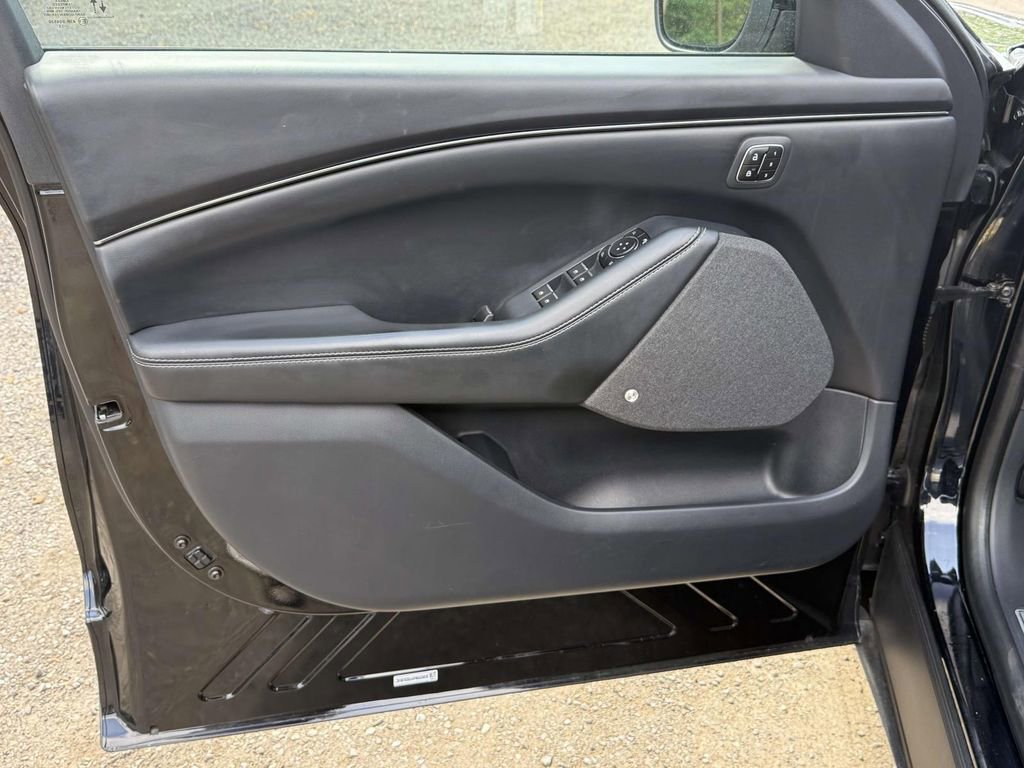 Used 2023 Ford Mustang Mach-E Premium AWD/4WD image 23