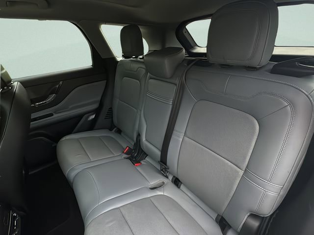 Used 2021 Lincoln Corsair Grand Touring w/ Equipment Group 301A AWD/4WD image 18