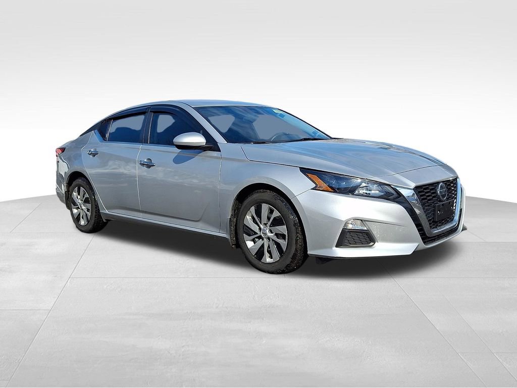 Used 2022 Nissan Altima 2.5 S image 1